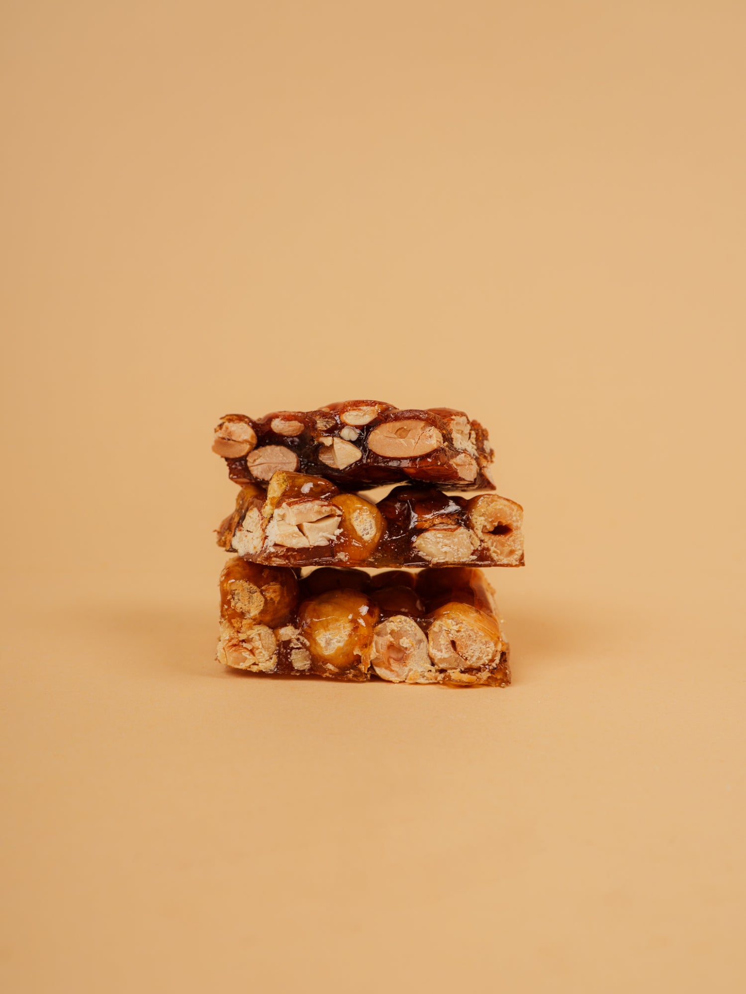 TORRONE CON FRUTTA SECCA MISTA