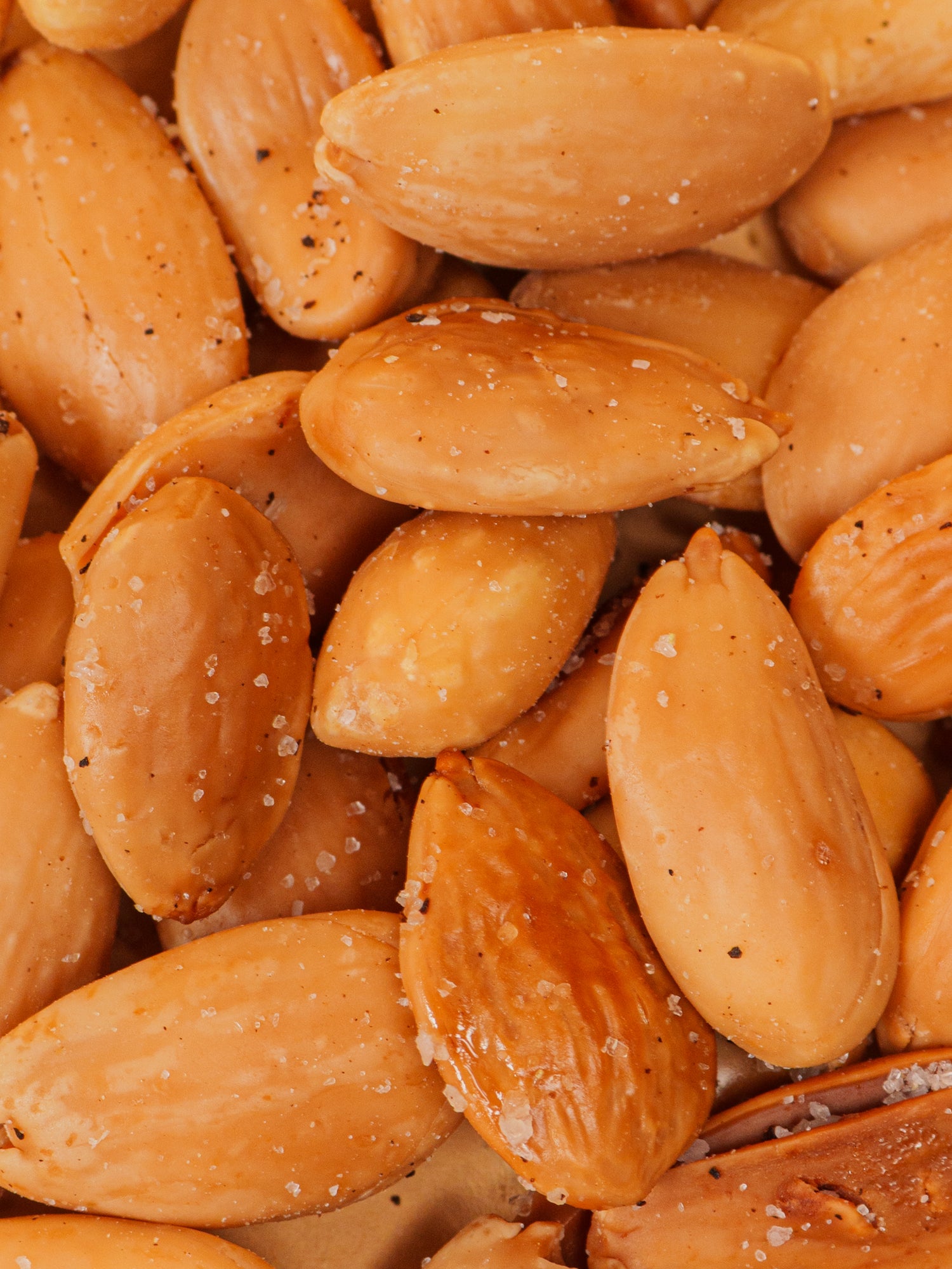 MANDORLE TOSTATE CON SALE E PEPE